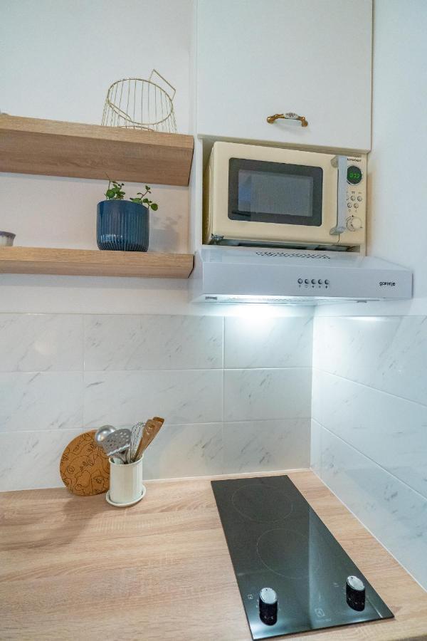 Starry Night Studio Apartment Rijeka Ngoại thất bức ảnh