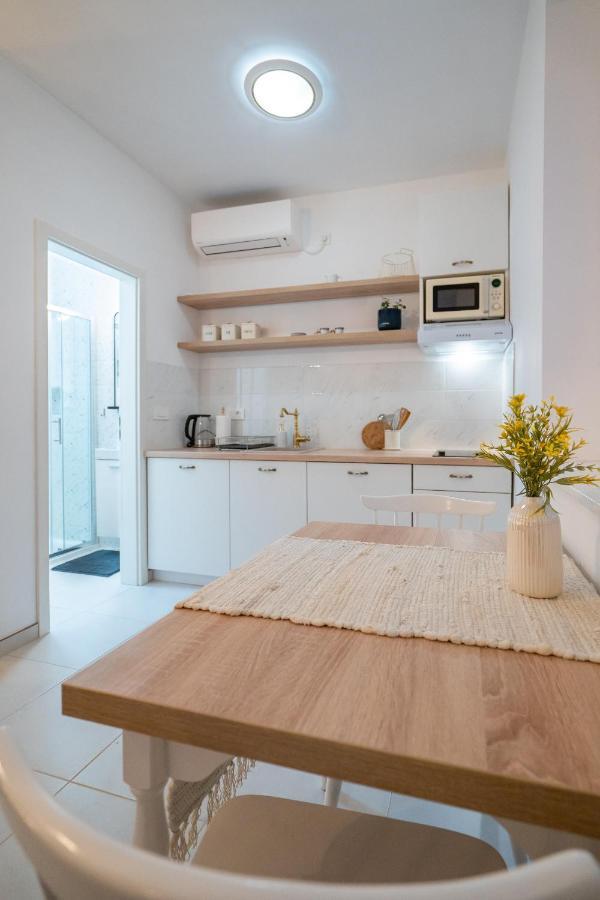 Starry Night Studio Apartment Rijeka Ngoại thất bức ảnh